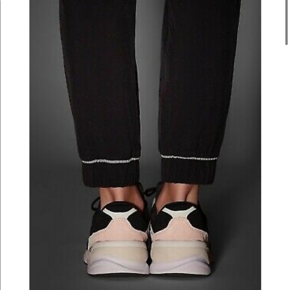 Shown in black but olive green - Picture 5 of 8